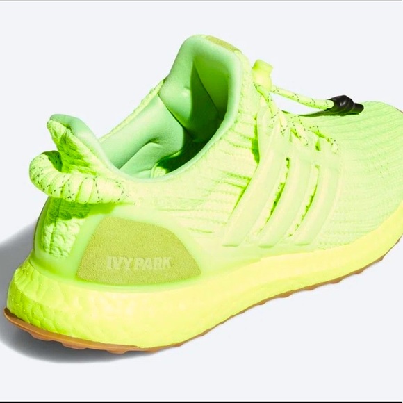 HOST PICK ✅ IVY PARK x ADIDAS Ultra Boost OG Hi Res Yellow Limited Edition - Picture 8 of 10
